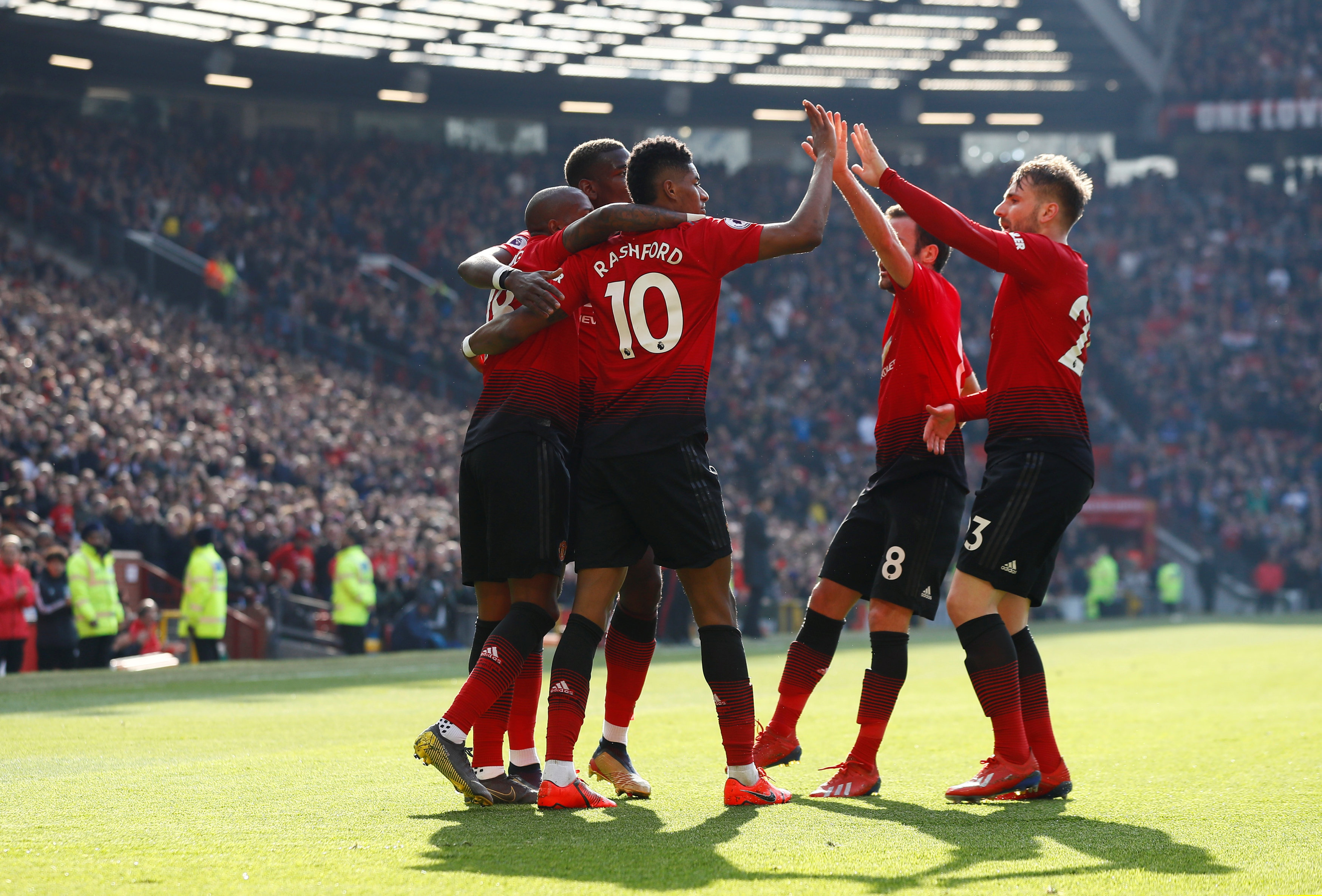 心持球手还 心持球手还